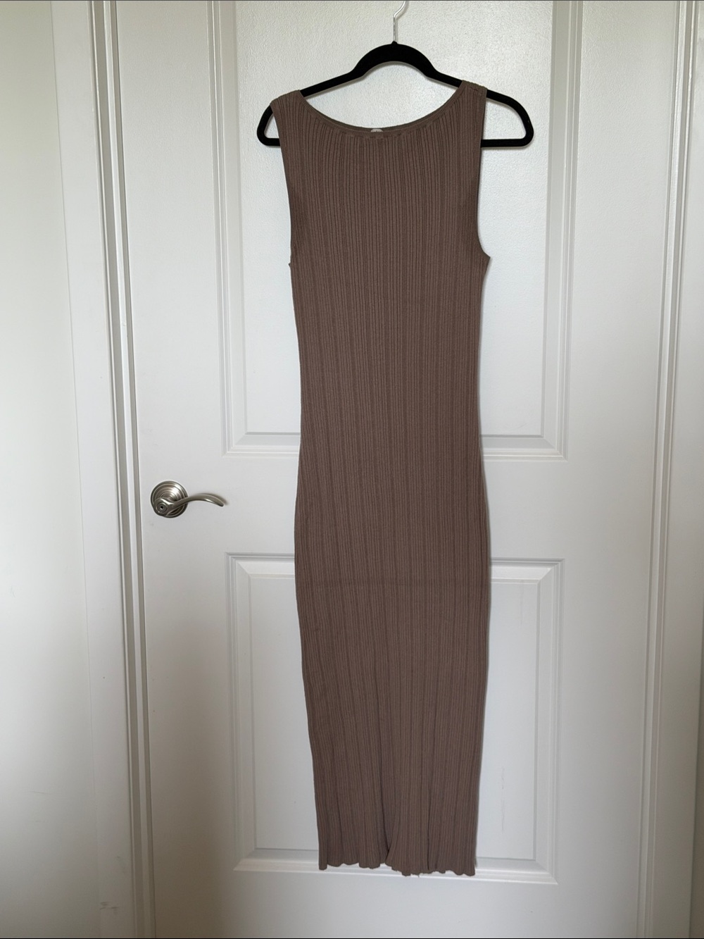 Abercrombie and Fitch women’s slash maxi sweater dress brown XL